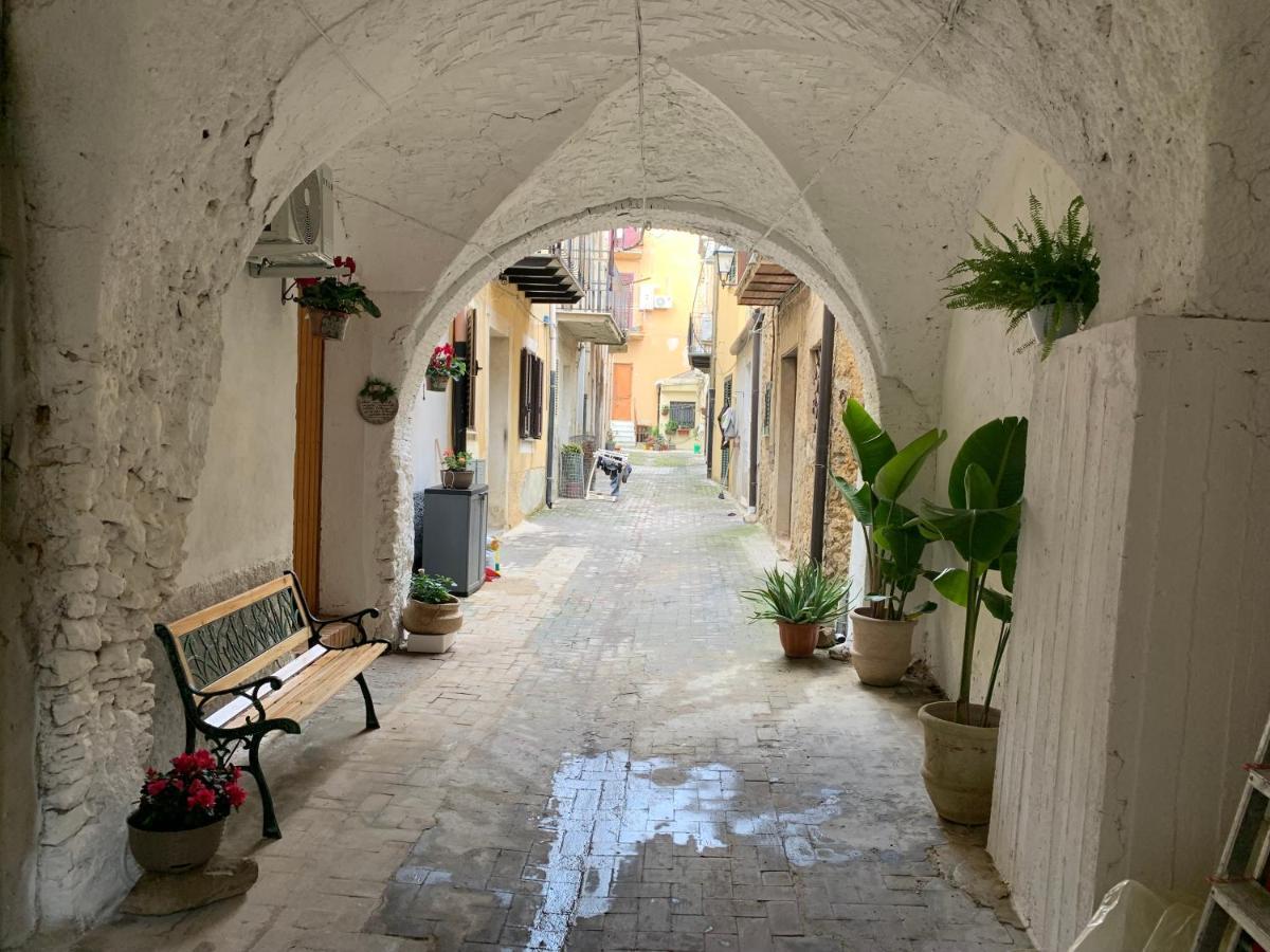 Al Vico Bartoli Suite Room Mazzarino Εξωτερικό φωτογραφία