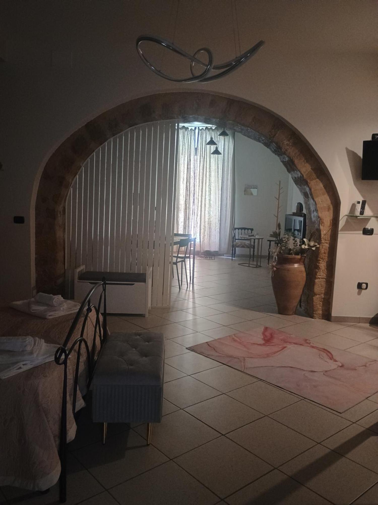 Al Vico Bartoli Suite Room Mazzarino Εξωτερικό φωτογραφία
